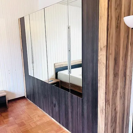 Homestay Schoenes Zimmer, Naehe Bahnhof